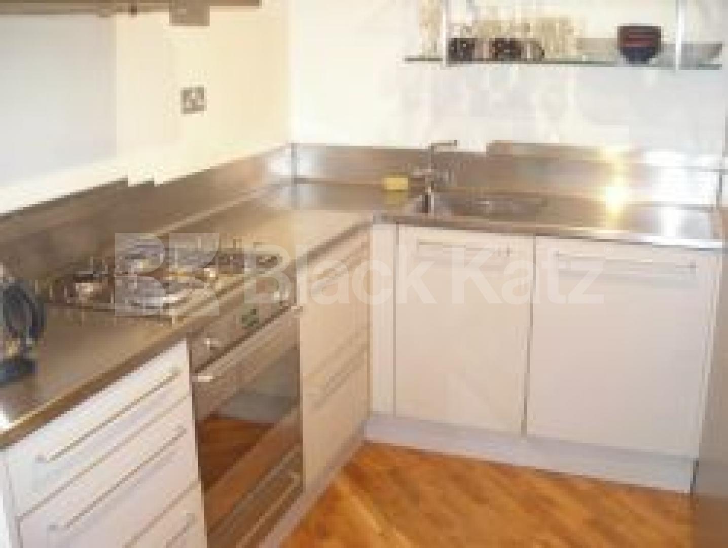			Must be seen, 1 Bedroom, 1 bath, 1 reception Apartment			 The Glass House Building, Camden
